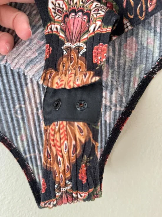 FARM Rio Black Berry Garden Bodysuit Puff Long Sleeve Thong Small - Picture 10 of 14